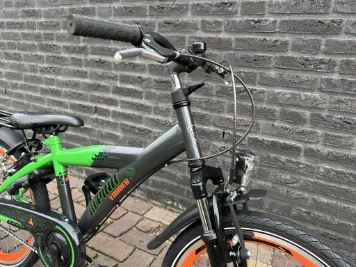 20 inch Alpina Yabber Industrial Black/Bright Green VERKOCHT!! - Alpina_Yabber_20_Zwart_Groen_02.jpg