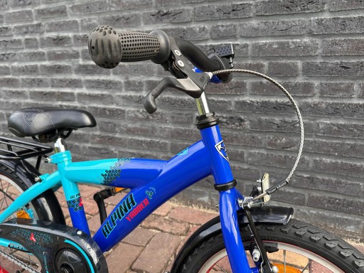 16 inch Alpina Yabber Bold Blue/Scuba Blue - Alpina_Yabber_16_Scuba_Blue_07.jpg 16 inch Alpina Yabber Bold Blue/Scuba Blue - Alpina_Yabber_16_Scuba_Blue_07.jpg