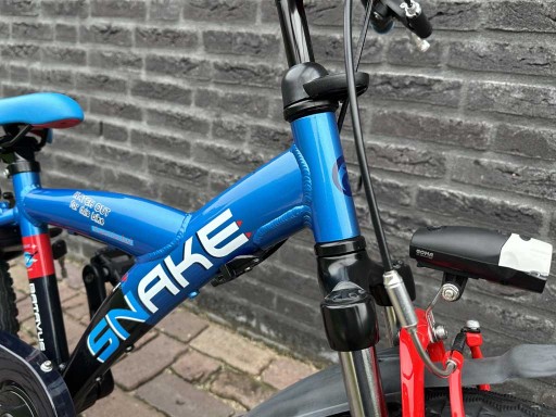 20 inch Batavus Snake Blauw/Zwart/Rood (NIEUWSTAAT) VERKOCHT!!! - Batavus_Snake_20_Blauw_Zwart_Rood_02.jpg
