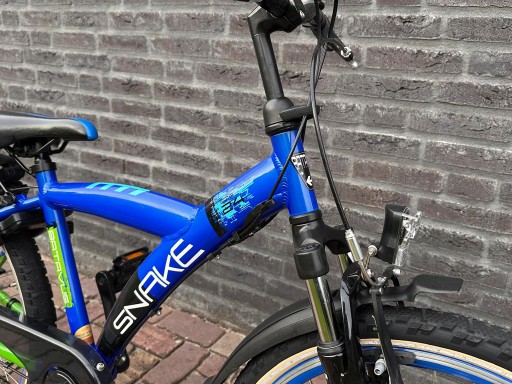 24 inch Batavus Snake 3v Blauw/Groen - Batavus_Snake_24_Blauw_Groen_02.jpg 24 inch Batavus Snake 3v Blauw/Groen - Batavus_Snake_24_Blauw_Groen_02.jpg