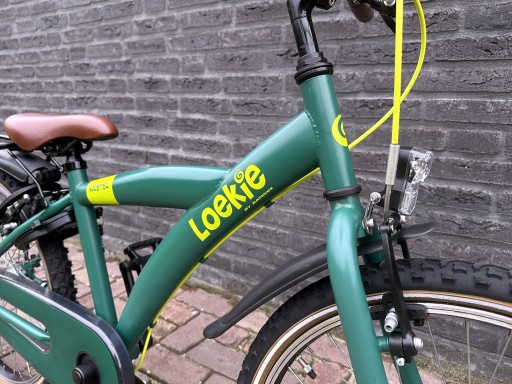 22 inch Loekie Booster Green matte - Loekie_Booster_22_Green_ matte_02.jpg 22 inch Loekie Booster Green matte - Loekie_Booster_22_Green_ matte_02.jpg